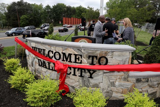 New Welcome Sign Installed in Dale City | Prince William Living