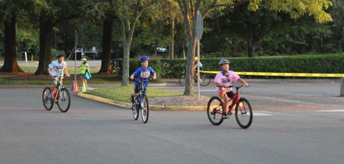 kids on bikes