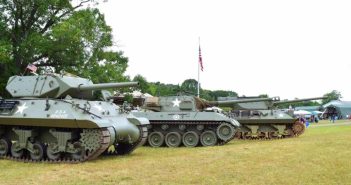 tanks, Americans in Wartime Experience