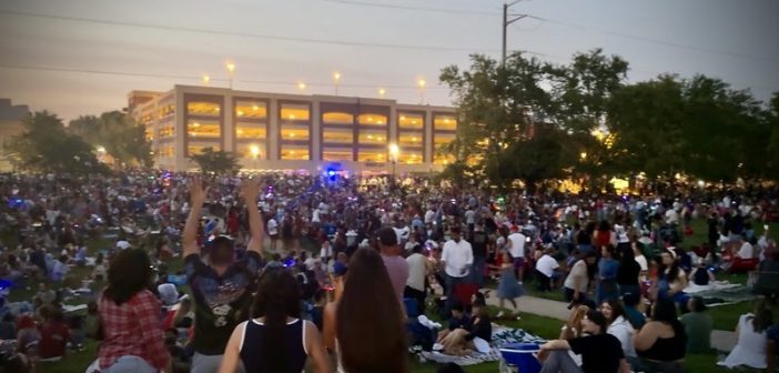outdoor crowd in Manassas