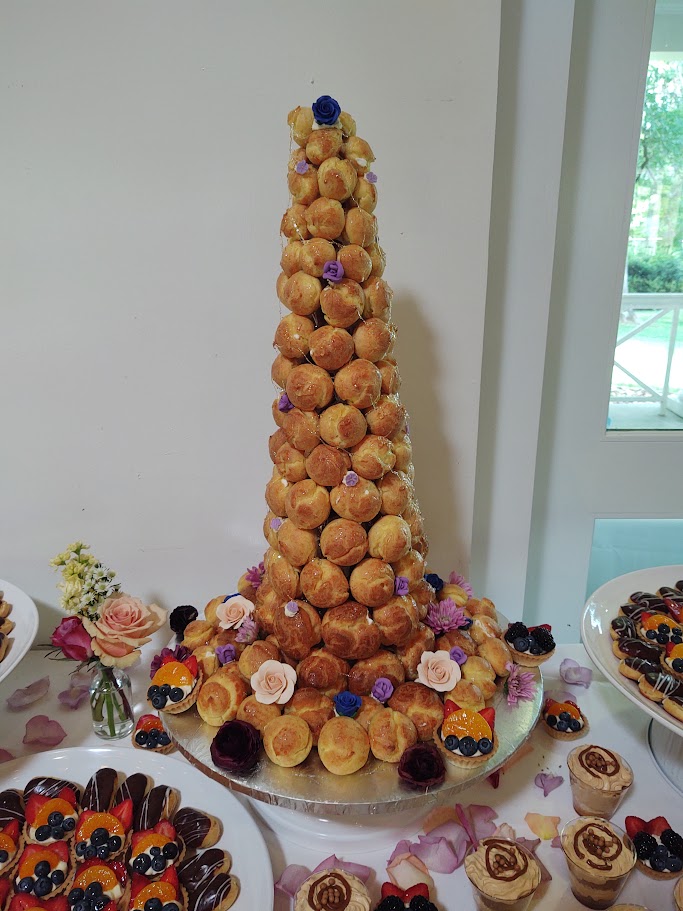 Cakes by Happy Eatery