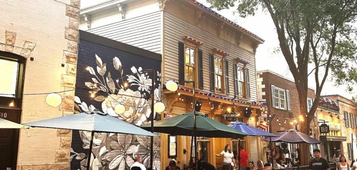 Battle Street, Manassas, outdoor eating